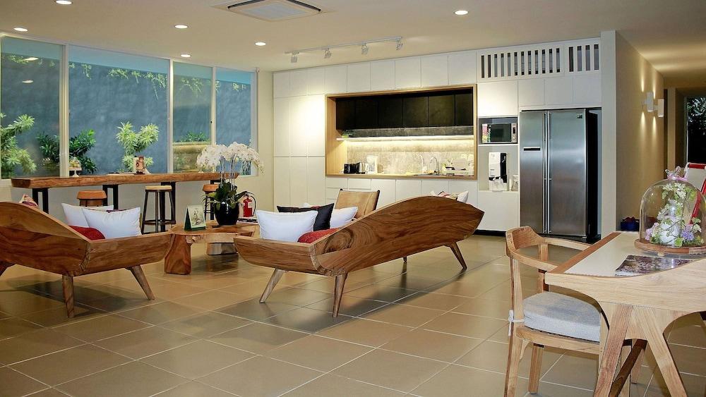 Zen Rooms Patra Kuningan Syariah Dżakarta Zewnętrze zdjęcie